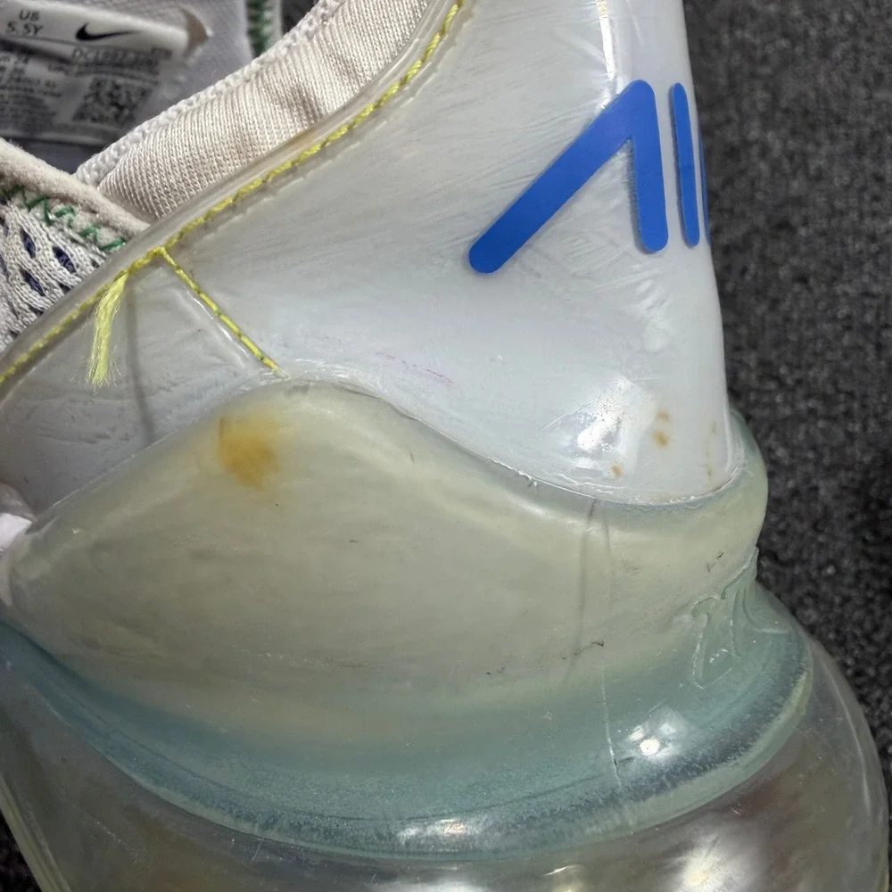 Nike Air Max 270 White University Blue Orange‎ DC1997-100 Womens 7 / Kids 5.5Y